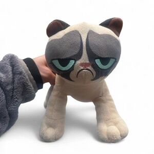 Grumpy cat plush toy EUC